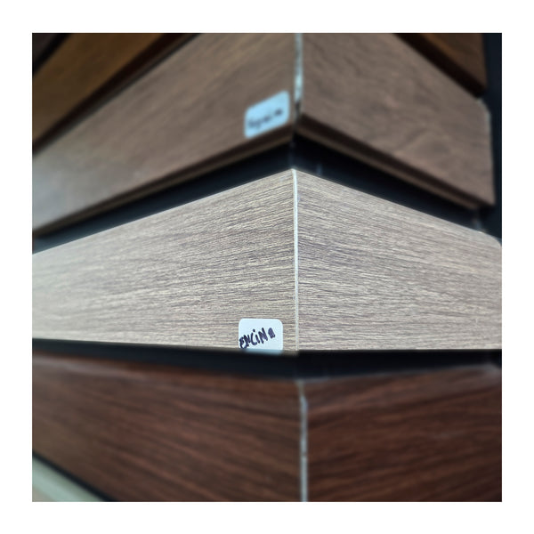 Guardapolvo Foliado Encina – 12 × 70 mm x 2,40 m